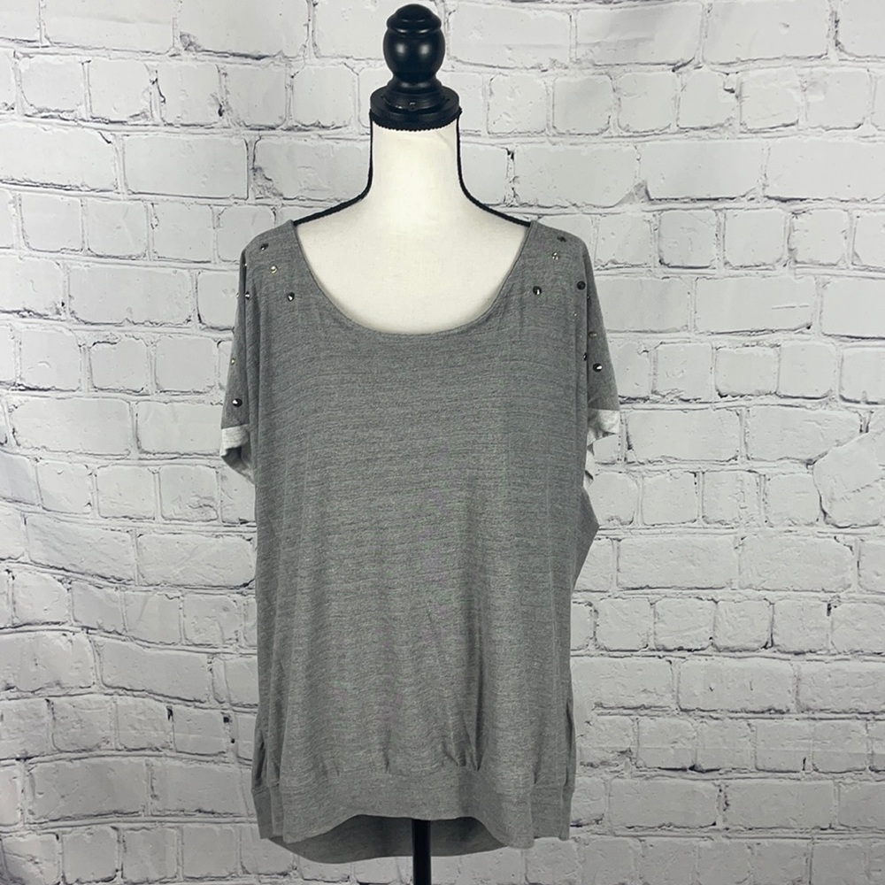 NWT TORRID Pullover Jewels Decor Shoulder Gray Top Sz 3X